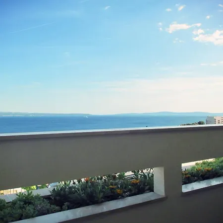 Grand View