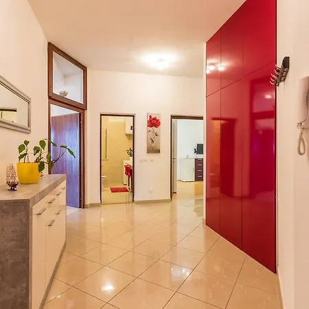 Grand View Apartment